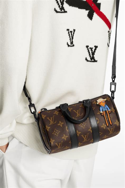 lv mini pochette price singapore|louis vuitton mini pouch.